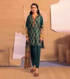 17168940720_Emerald_Green_Printed_3_PC_unstitched_Lawn_Shirt__Trouser_Printed_Voile_Dupatta.jpg