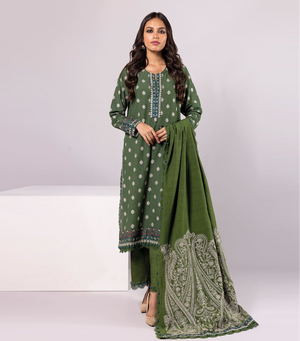 Khaadi suits outlet online